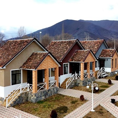 Tulpan Hotel Şǝki المظهر الخارجي الصورة