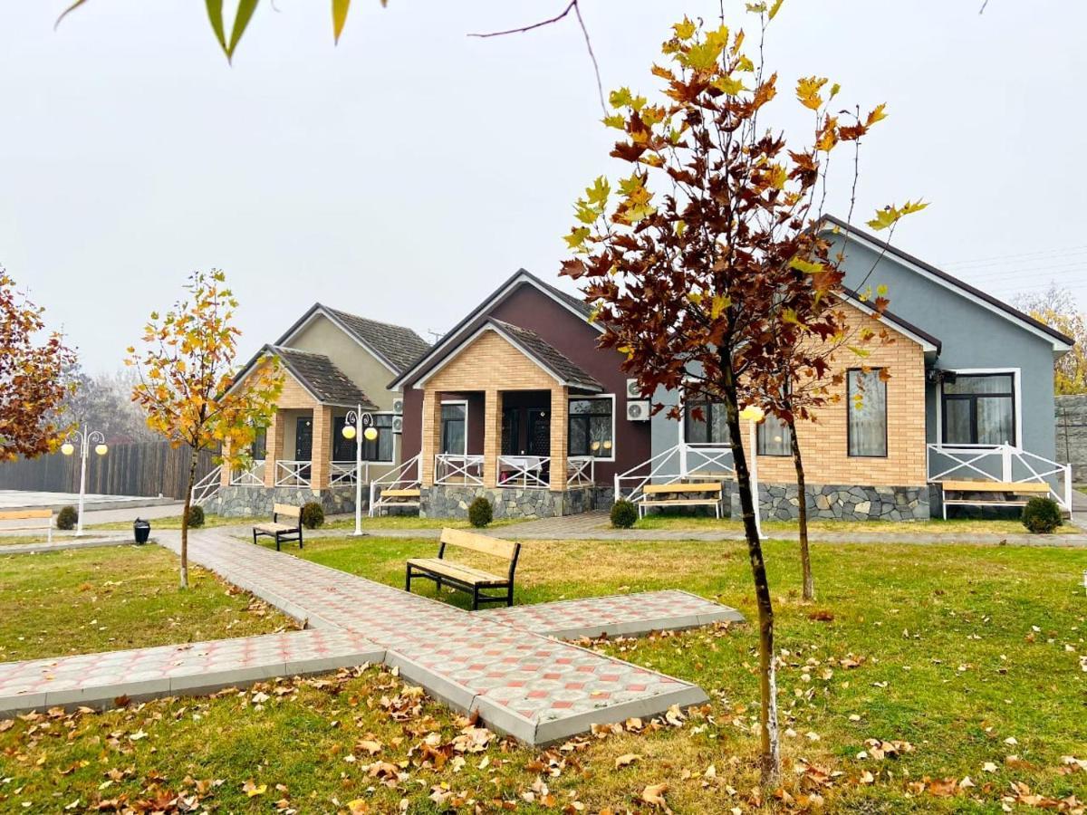 Tulpan Hotel Şǝki المظهر الخارجي الصورة